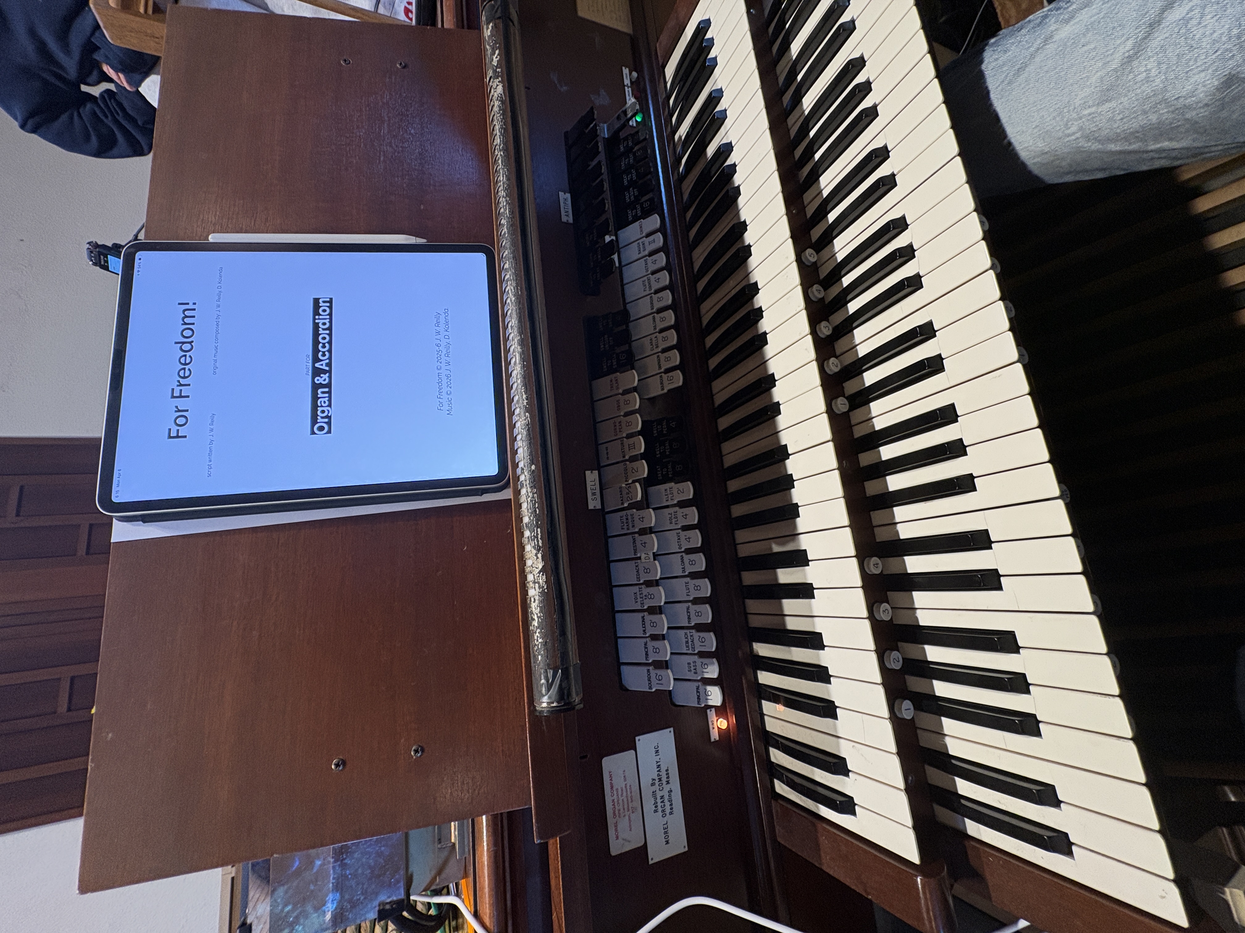 A pipe organ, played during a recording session of For Freedom!